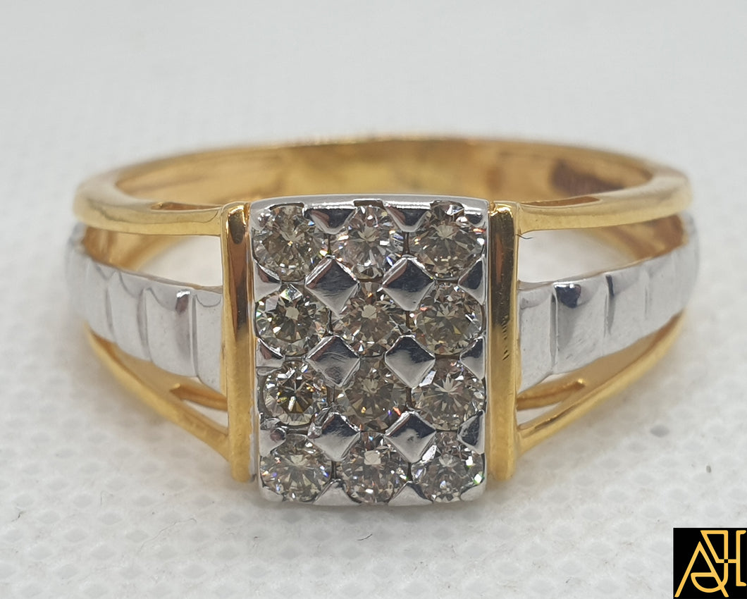 9ct Yellow Gold Mens Diamond Signet Ring - Stonex Jewellers